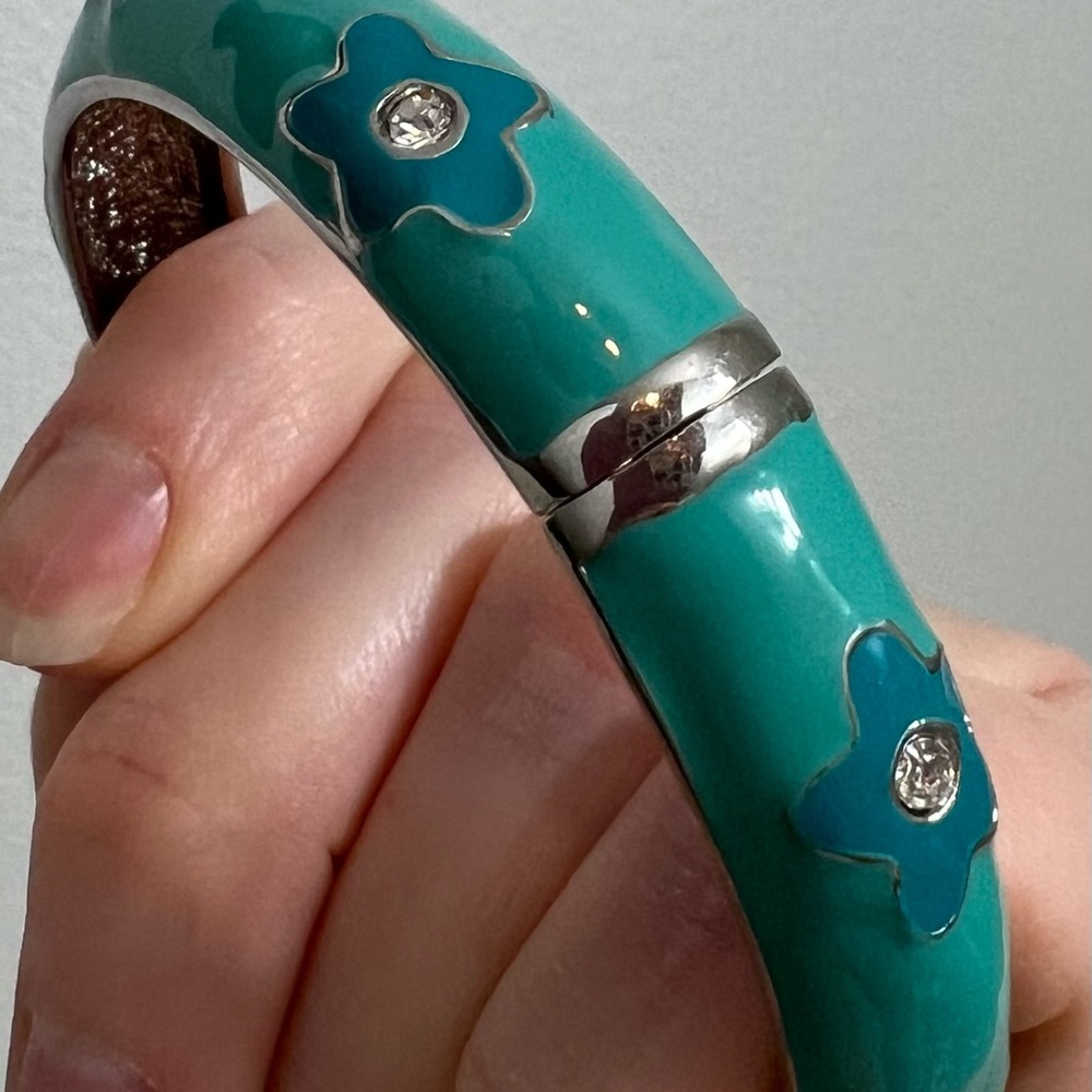 Enamel Spring Bracelet - Picture 9 of 16